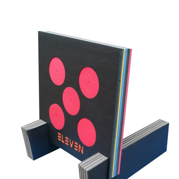 Eleven Archery Attack Target Small with Holders | DutchBowStore.com